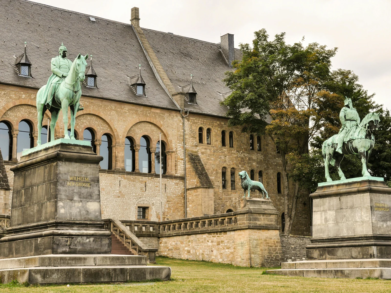 pexels wolfgang weiser 467045605 37077051